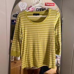 Green//yellow quarter length sleeves shirt!